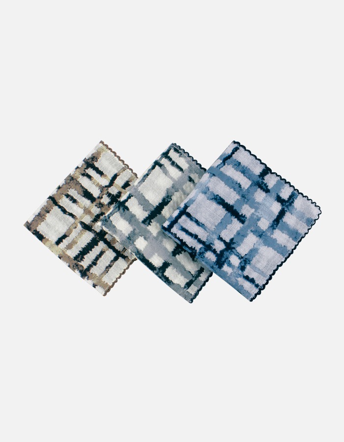 마리엔느 번짐체크 핀코트 손수건 스카프 54 x 54 (cm)