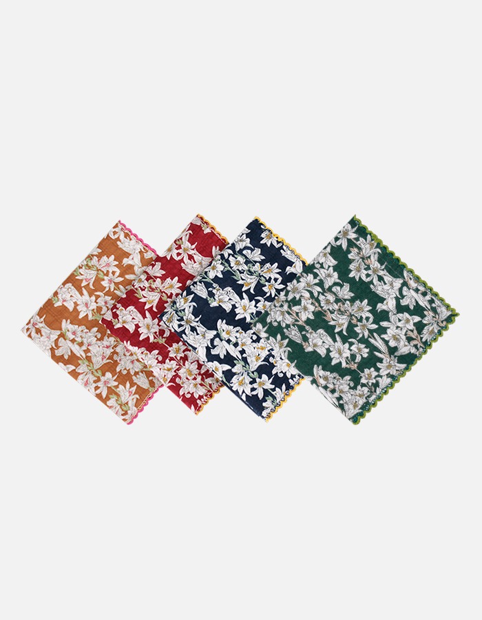 마리엔느 백합꽃 핀코트 손수건 스카프 54 x 54 (cm)